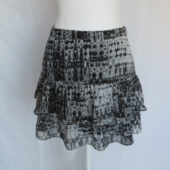 H & M Women’s Gray Black 2 Layer Tiered Mini Skirt Size 8 - Picture 1 of 11